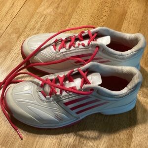 Adidas women Tennis shoe